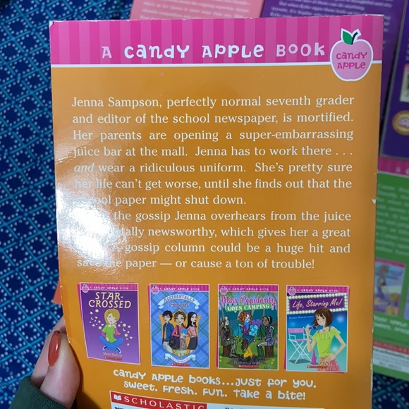 Candy Apple Books - Picture 3 of 4